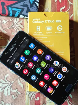 Samsung Galaxy J7 Plus 32 GB Blue