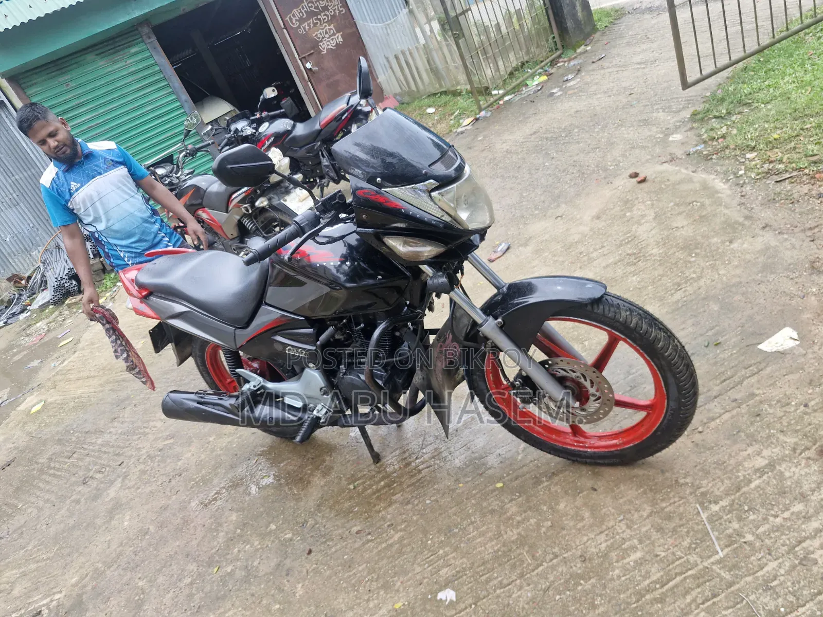 Hero Hunk 150R Dual Disc ABS 2015 Red