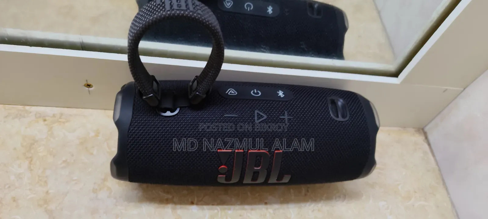 Urgent Sell. JBL CHARGE 6
