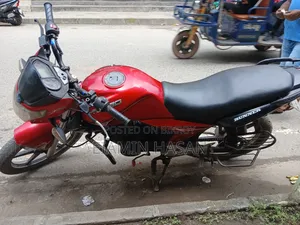 Runner Turbo 125 2019 Red