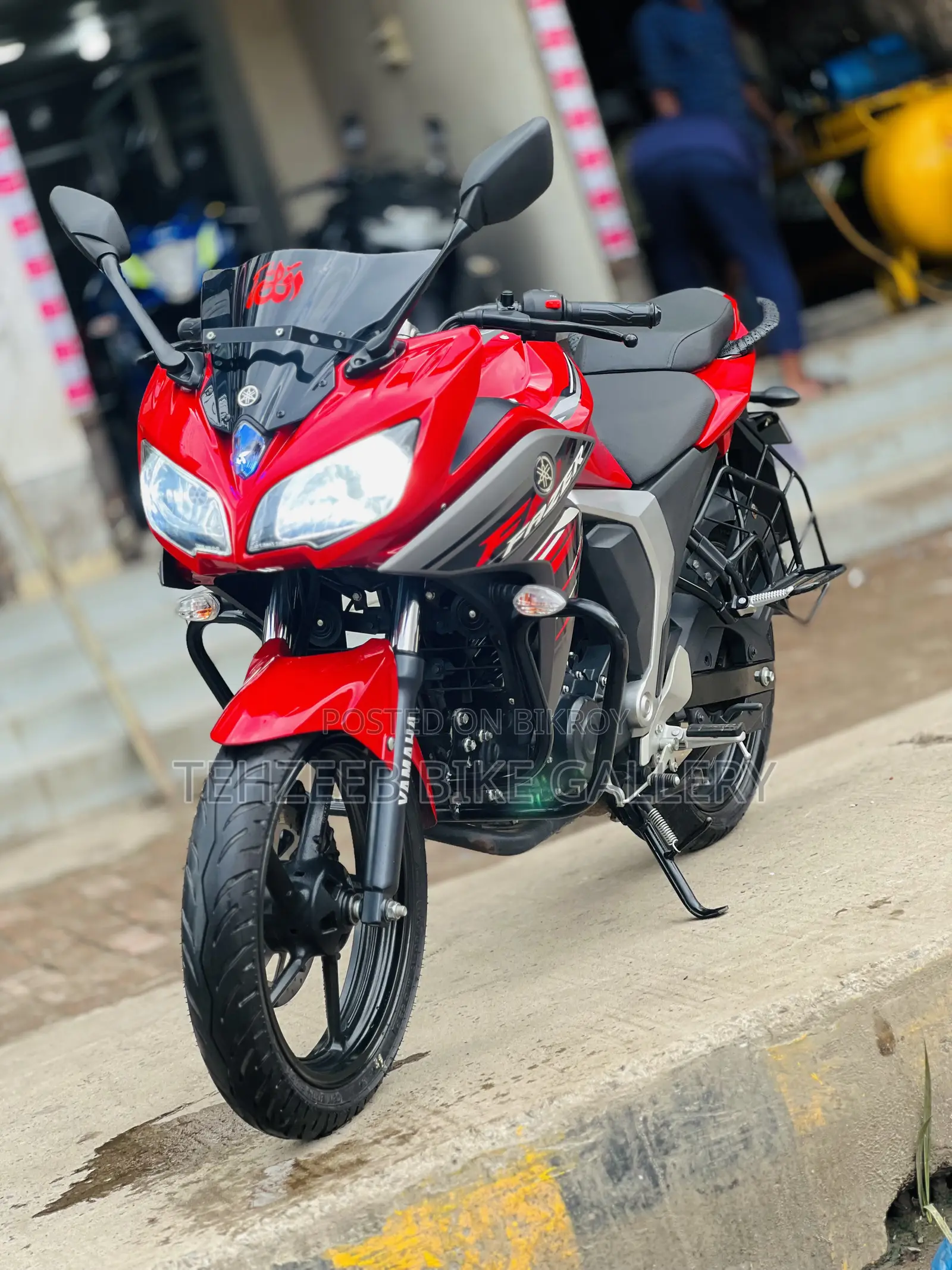 New Yamaha Fazer V2 2026 Red