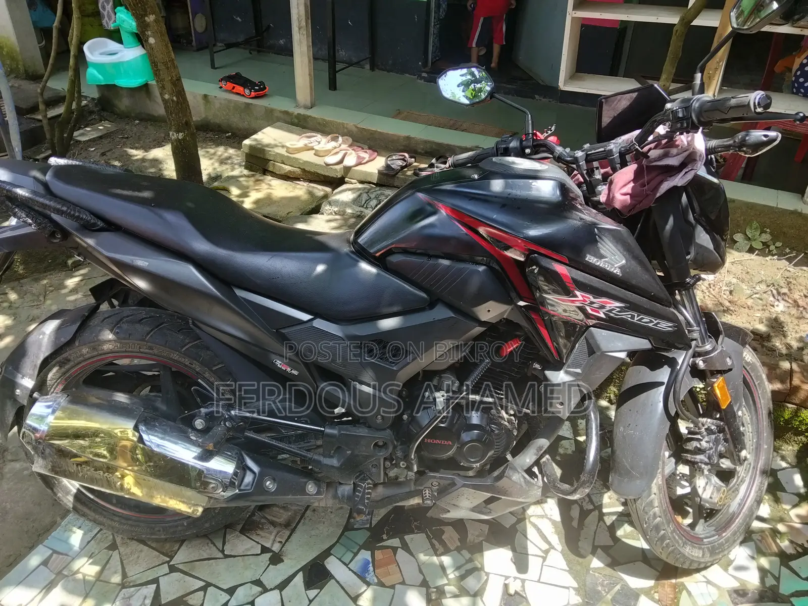 হোন্ডা এক্স-ব্লেড ১৬০ ২০২২ ব্ল্যাক