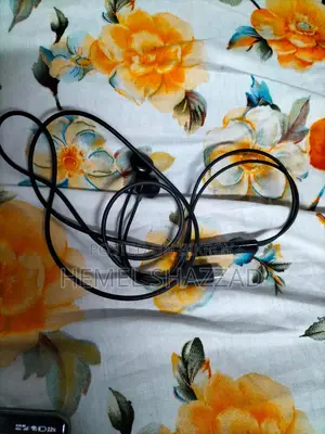 ওরাইমো টাইপ সি ইয়ারফোন