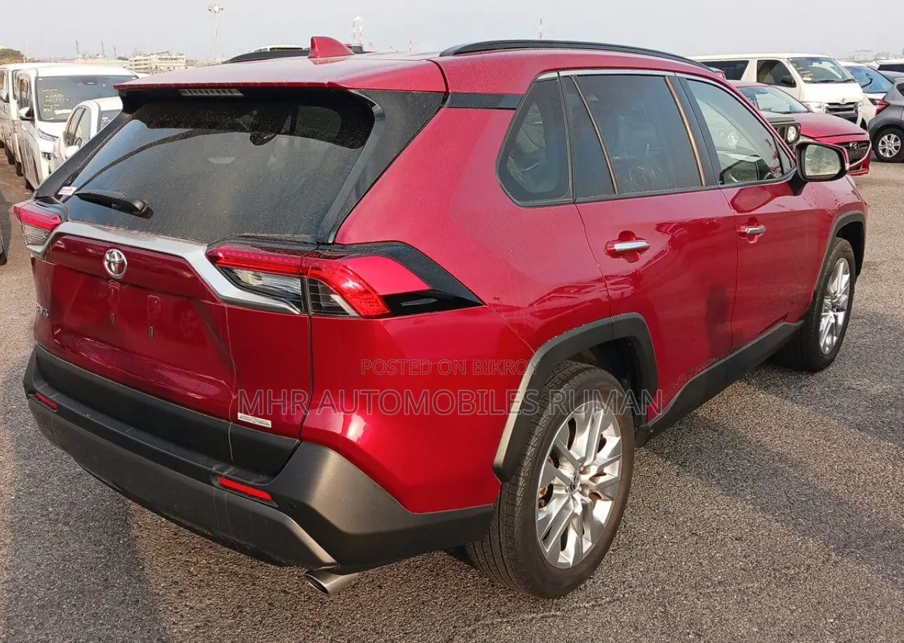 Toyota RAV4 2021 Red