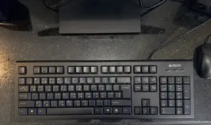 Desktop Computer Gigabyte 4GB HDD 128GB