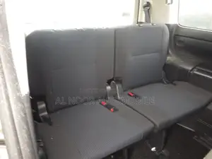 টয়োটা নোয়া ২০২১ পার্ল