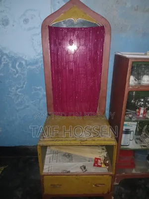 Dressing Table/Showcase