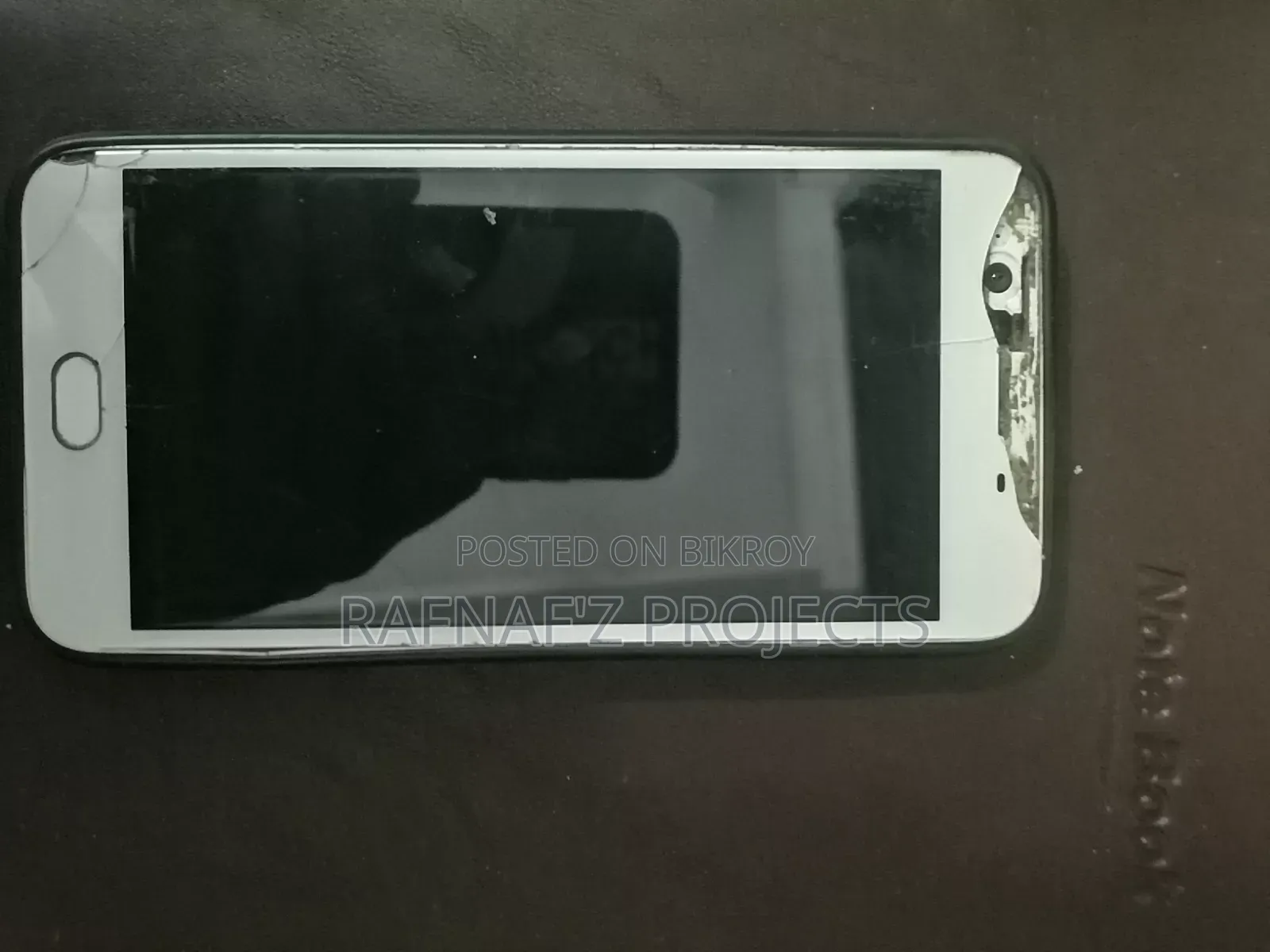 Oppo F1s 64 GB Gold