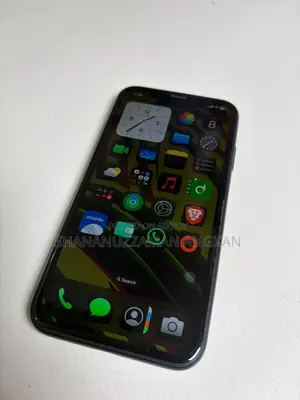 Apple iPhone XR 64 GB Black