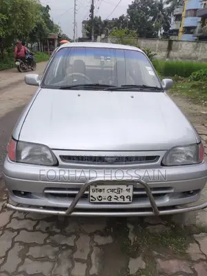 Toyota Starlet 2000 Silver