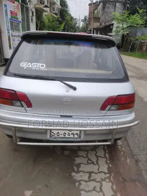 Toyota Starlet 2000 Silver