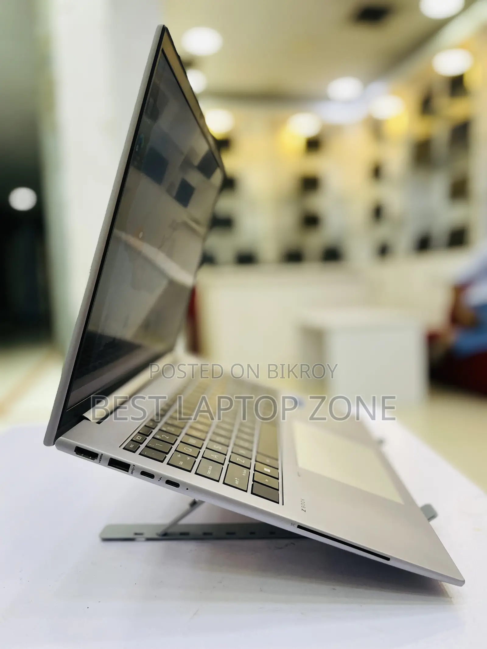 Laptop HP ZBook Firefly 16inch G9 8GB Intel Core I5 SSD 512GB