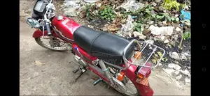 Honda CB 1996 Red