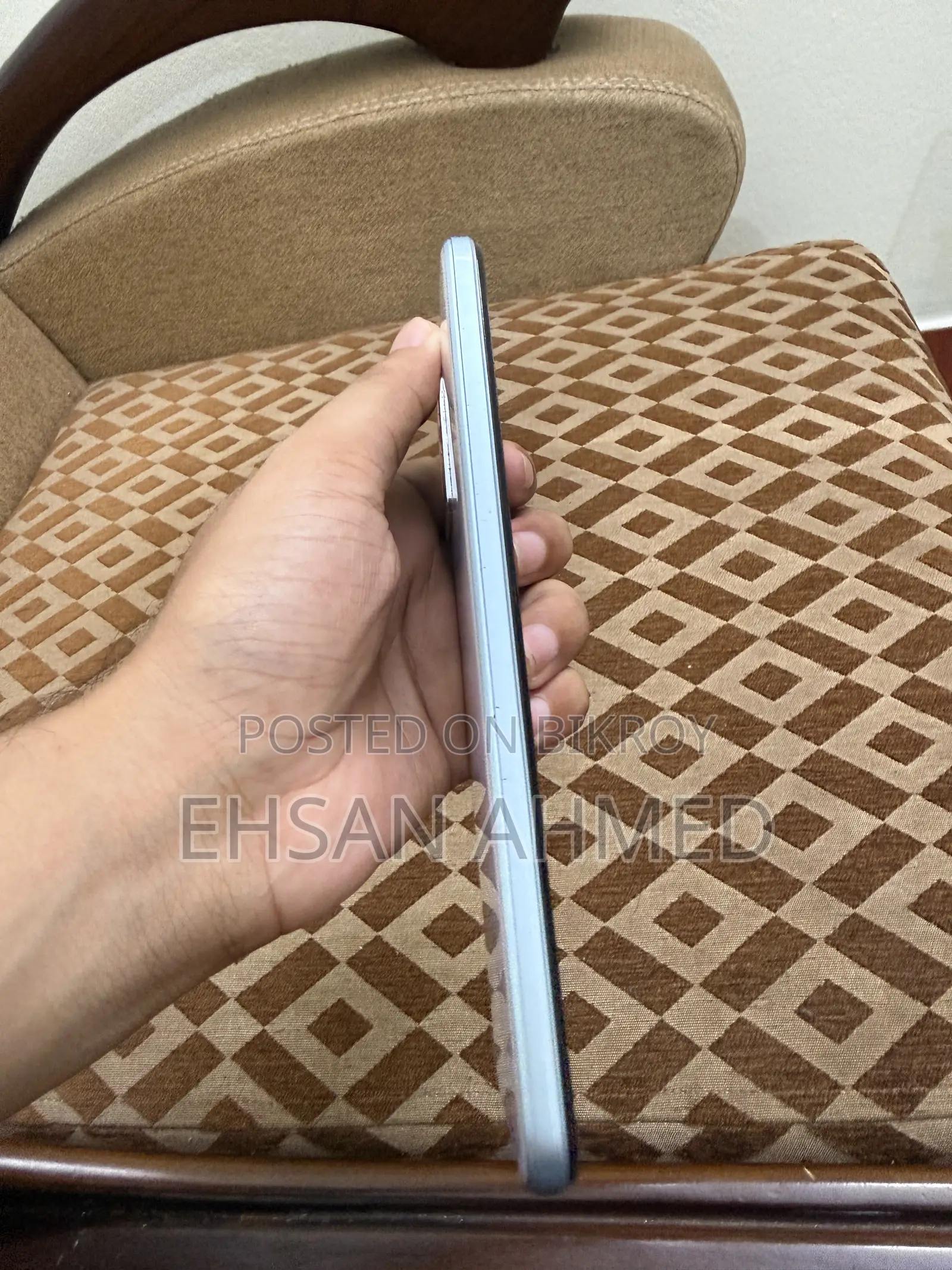 ভিভো ওয়াই২১ ৬৪ জিবি