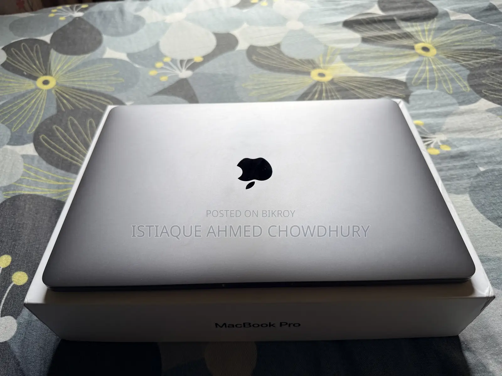 Laptop Apple MacBook Pro 2017 8GB Intel Core I5 SSHD (Hybrid) 500GB