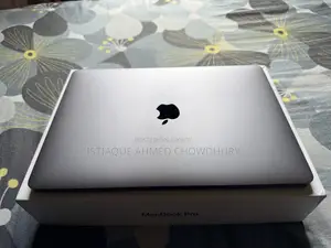 Laptop Apple MacBook Pro 2017 8GB Intel Core I5 SSHD (Hybrid) 500GB