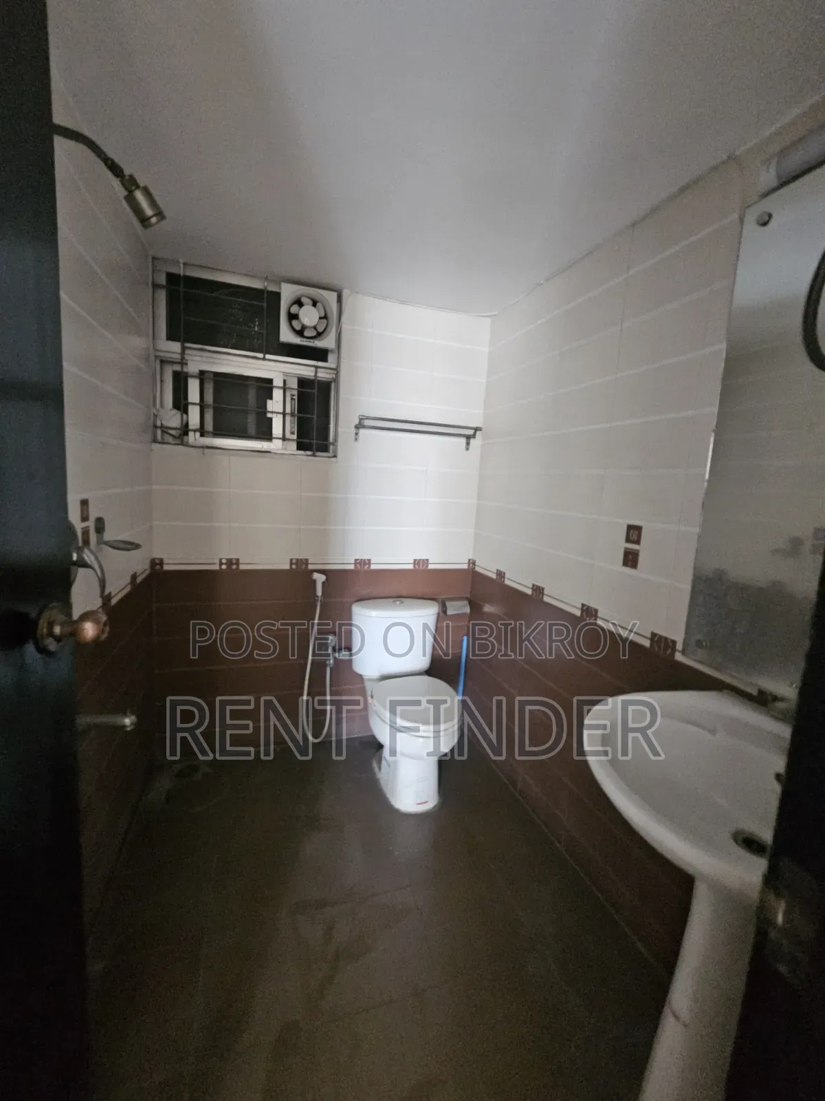 4 Bedroom Apartment in Gulshan for Rent