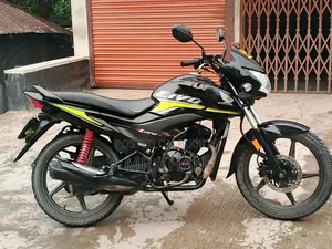 হোন্ডা লিভো ২০২৩ কালো