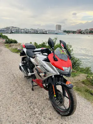 Suzuki Gixxer SF 2022 Orange