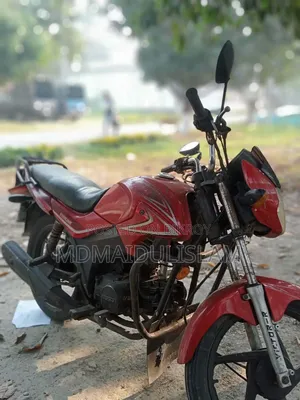 Yamaha 2016 Red