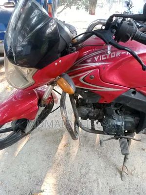 Yamaha 2016 Red