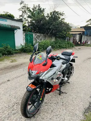 Suzuki Gixxer SF 2022 Orange