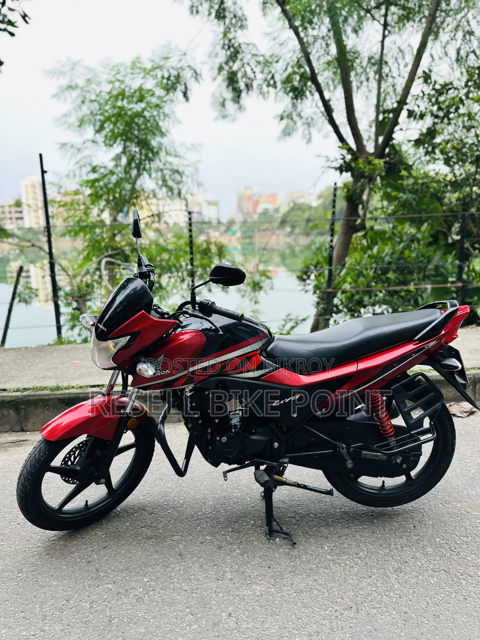 হোন্ডা লিভো ২০২২ রেড