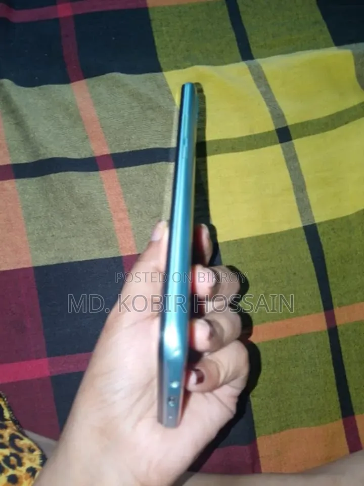 ইনফিনিক্স হট ১১ প্লে ৬৪ জিবি