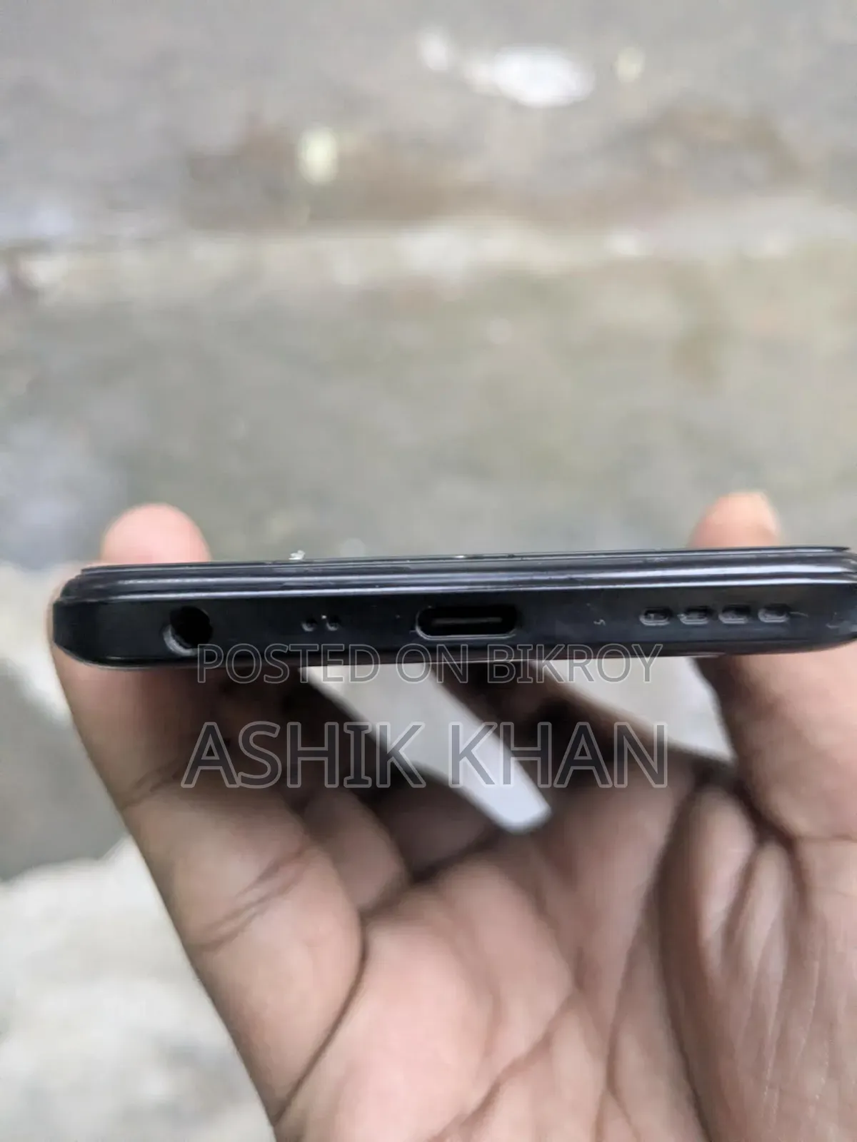 রিয়েলমি নারজো ৫০ ১২৮ জিবি কালো