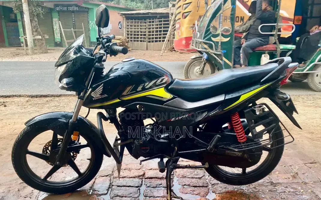 হোন্ডা লিভো ২০২৩ কালো