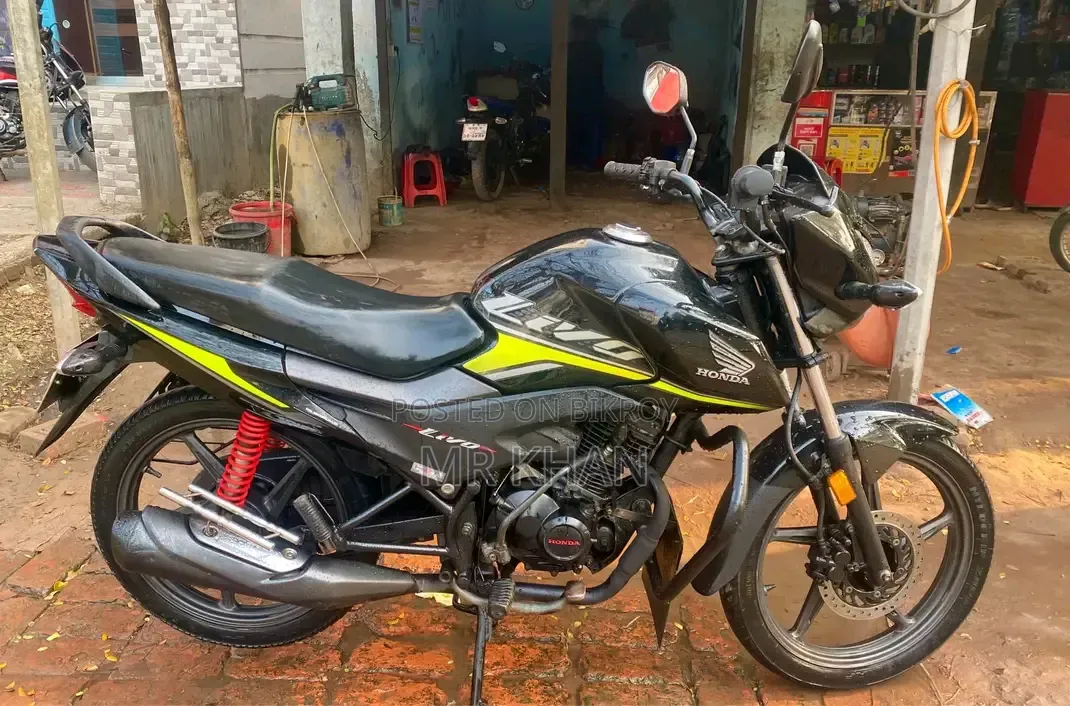 হোন্ডা লিভো ২০২৩ কালো