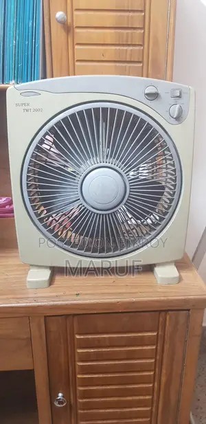 টেবিল ফ্যান সুপার টিএমটি ২০০২