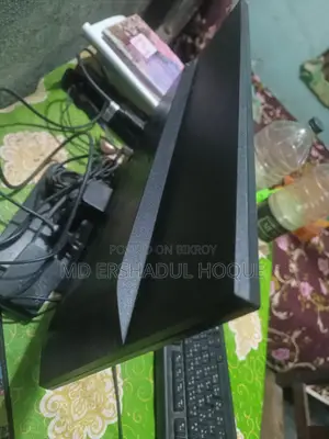 Desktop Computer Samsung 8GB Intel Core I3 SSD 128GB
