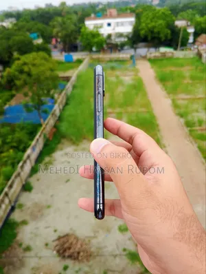 Apple iPhone X 64 GB Black