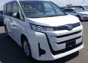 Toyota Noah 2022 Pearl