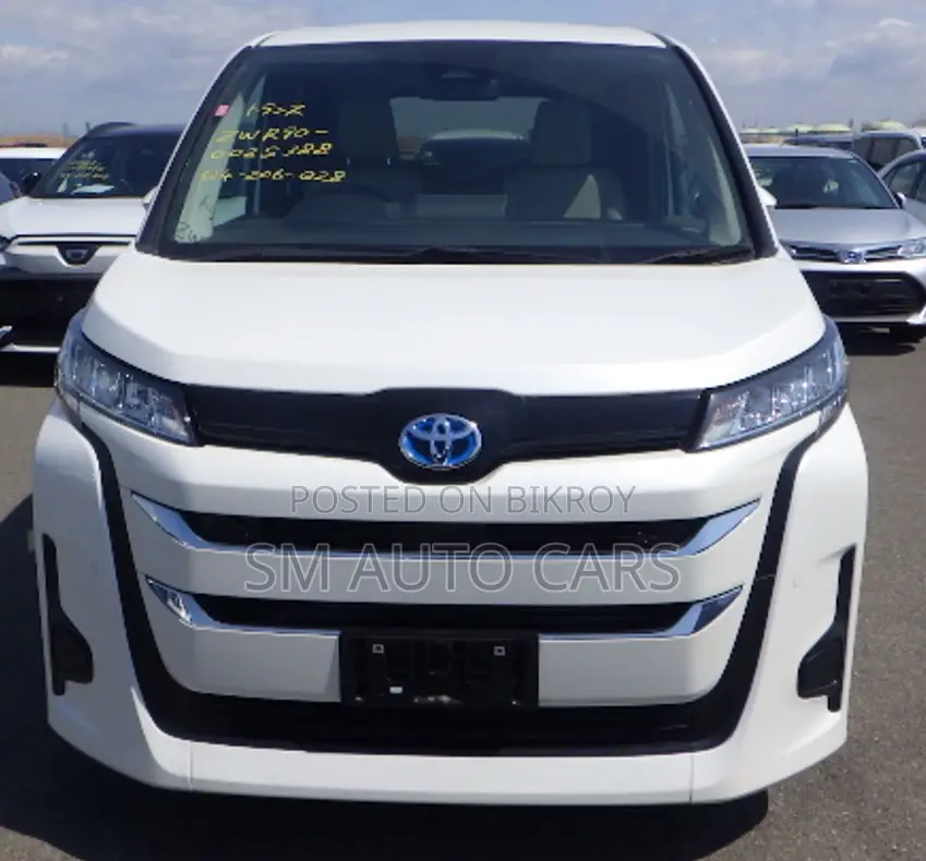 Toyota Noah 2022 Pearl
