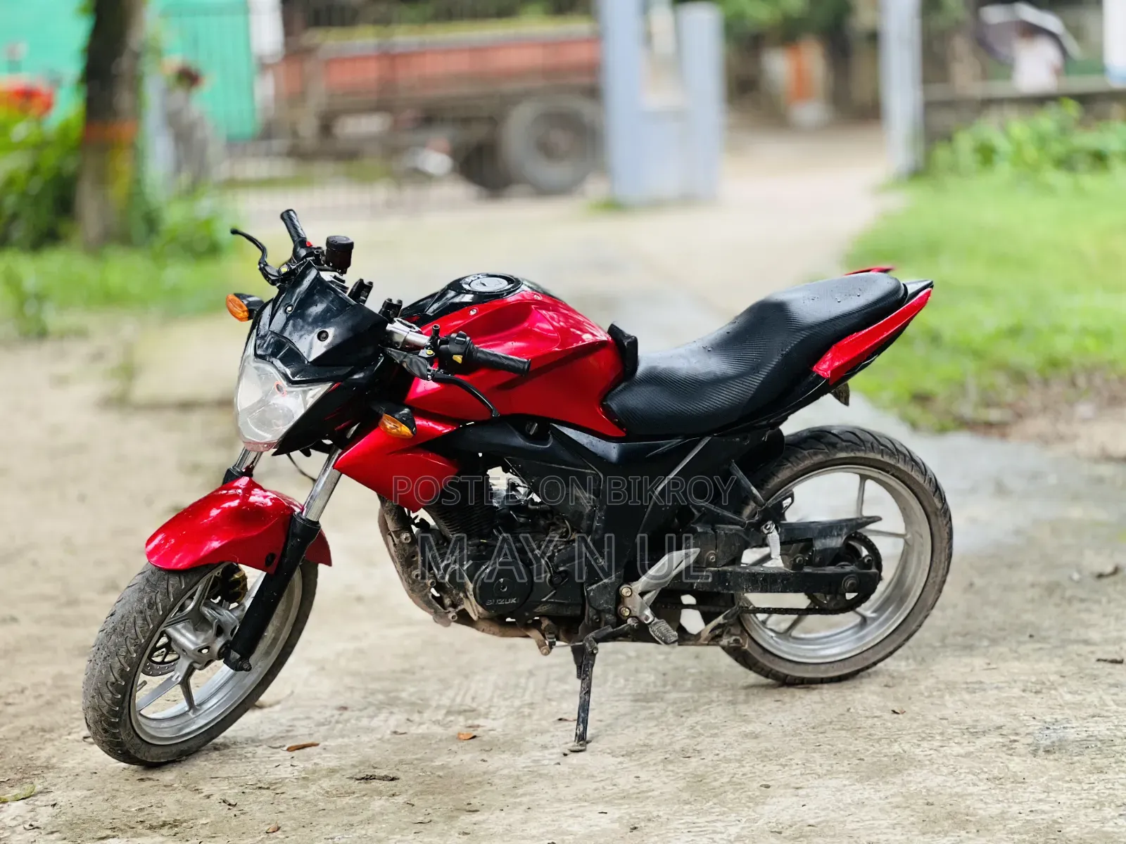 সুজুকি জিক্সার ২০১৬ লাল