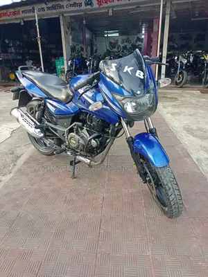 বাজাজ পালসার ১৫০ ২০১৮ নীল
