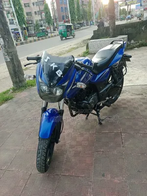 বাজাজ পালসার ১৫০ ২০১৮ নীল