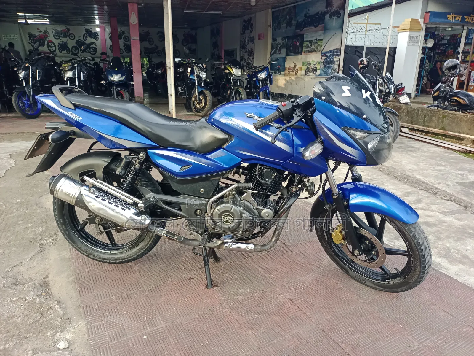 বাজাজ পালসার ১৫০ ২০১৮ নীল
