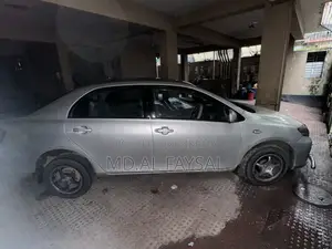 Toyota Axio 2006 Silver