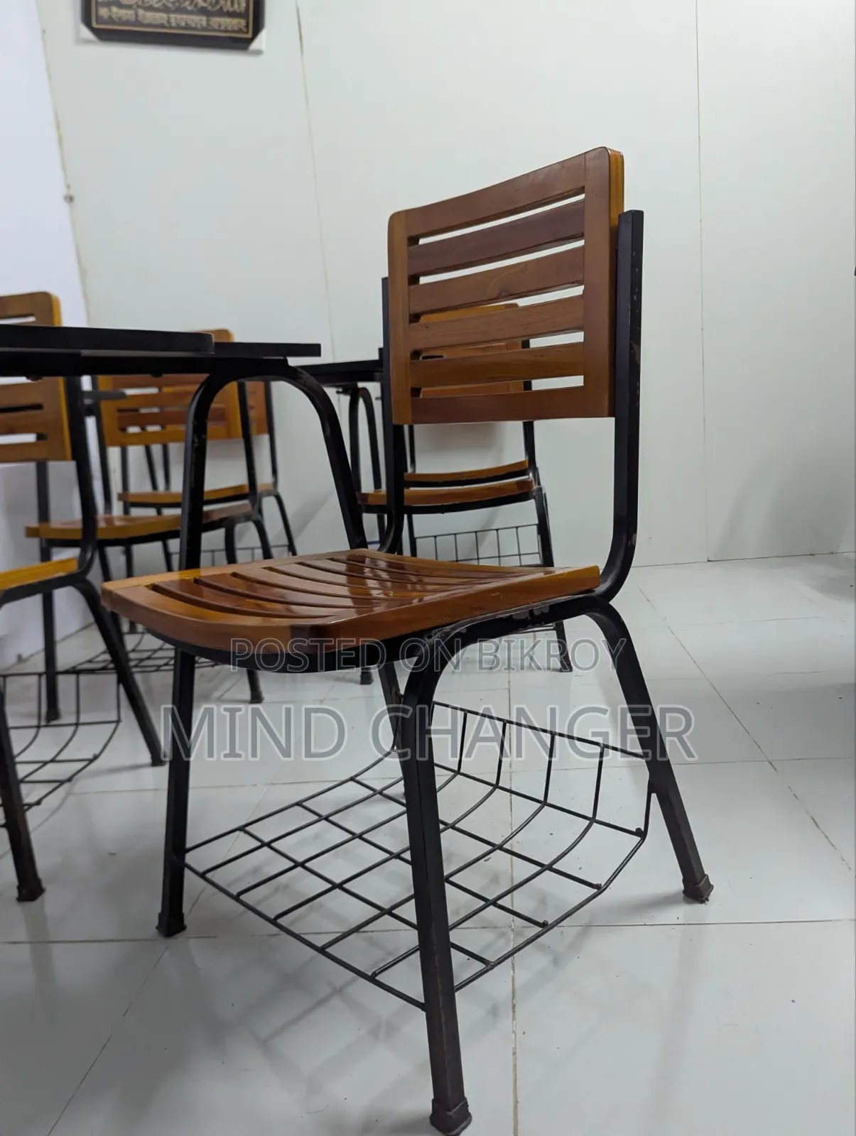 প্রিমিয়াম চেয়ার