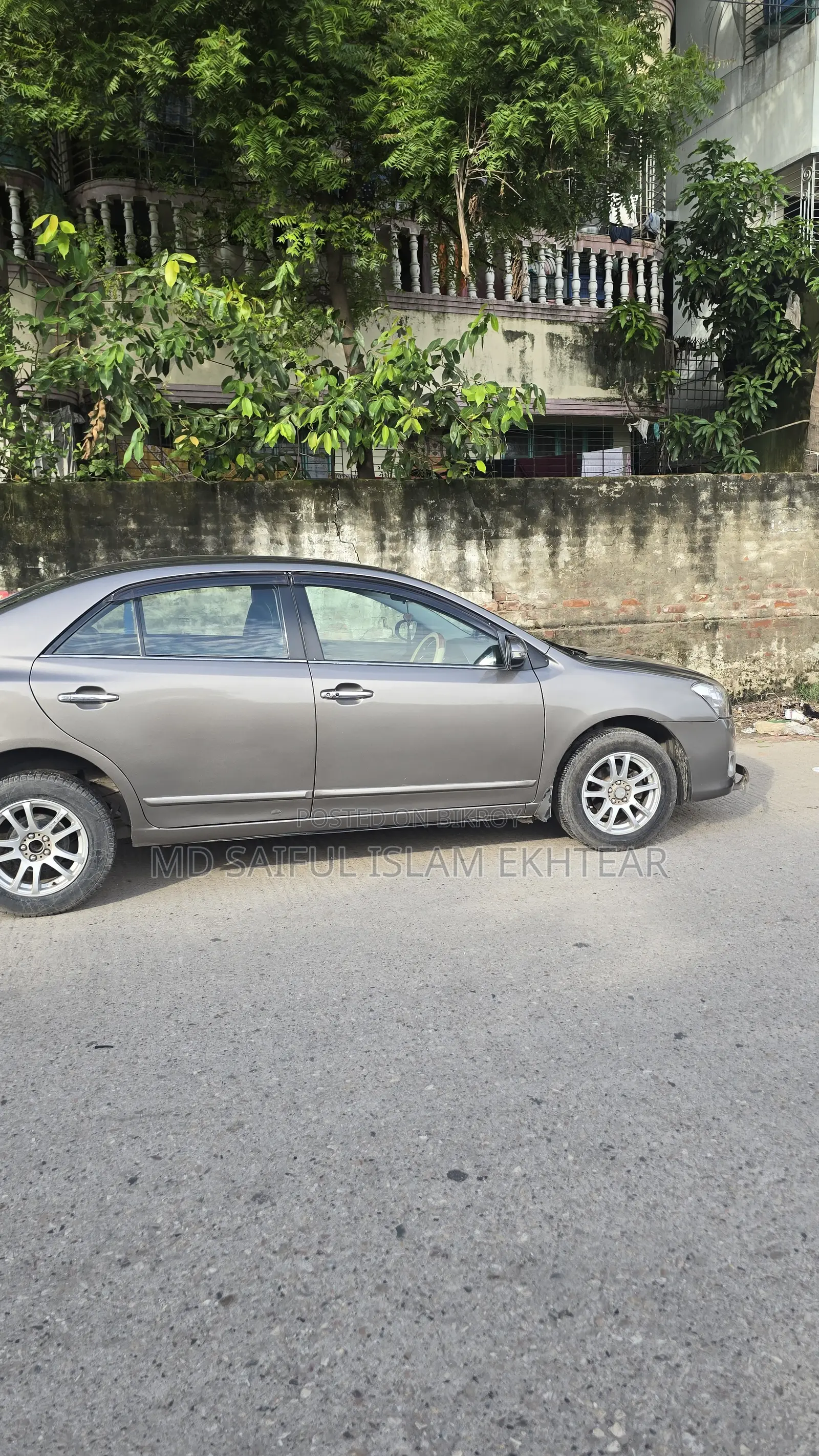 টয়োটা প্রিমিও ১.৫ এফডব্লিউডি ২০১০ গ্রে