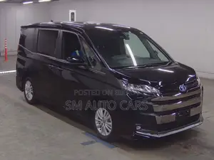 Toyota Noah 2023 Black