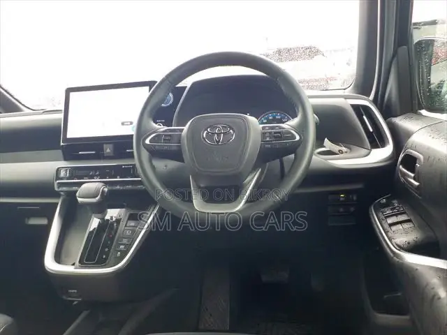 Toyota Noah 2023 Black