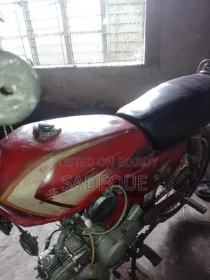 Honda 1990 Red