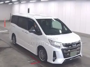Toyota Noah 2021 Pearl