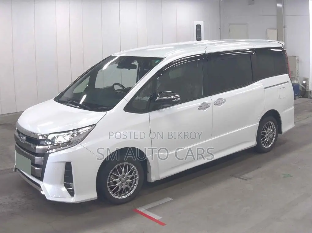 Toyota Noah 2021 Pearl