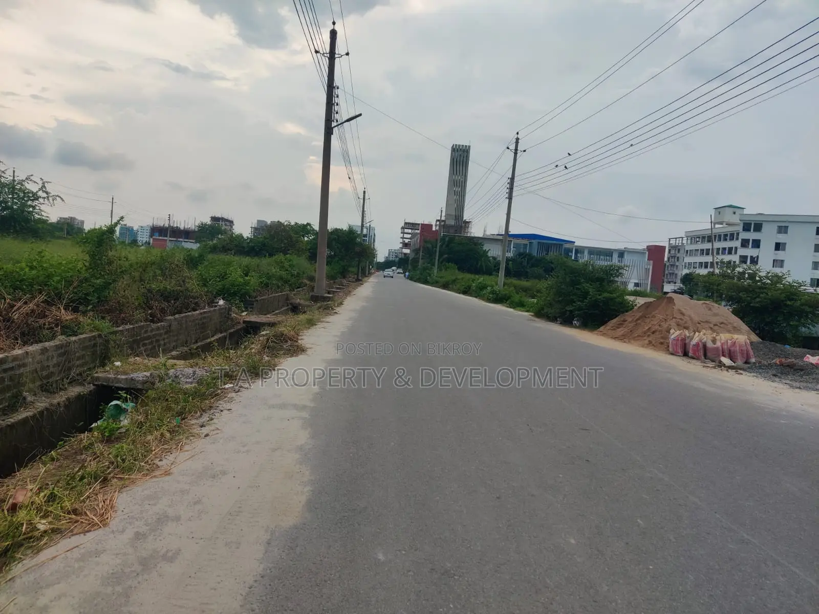 5 Katha North Facing Plot Sell on 60 Feet Road, N Block
