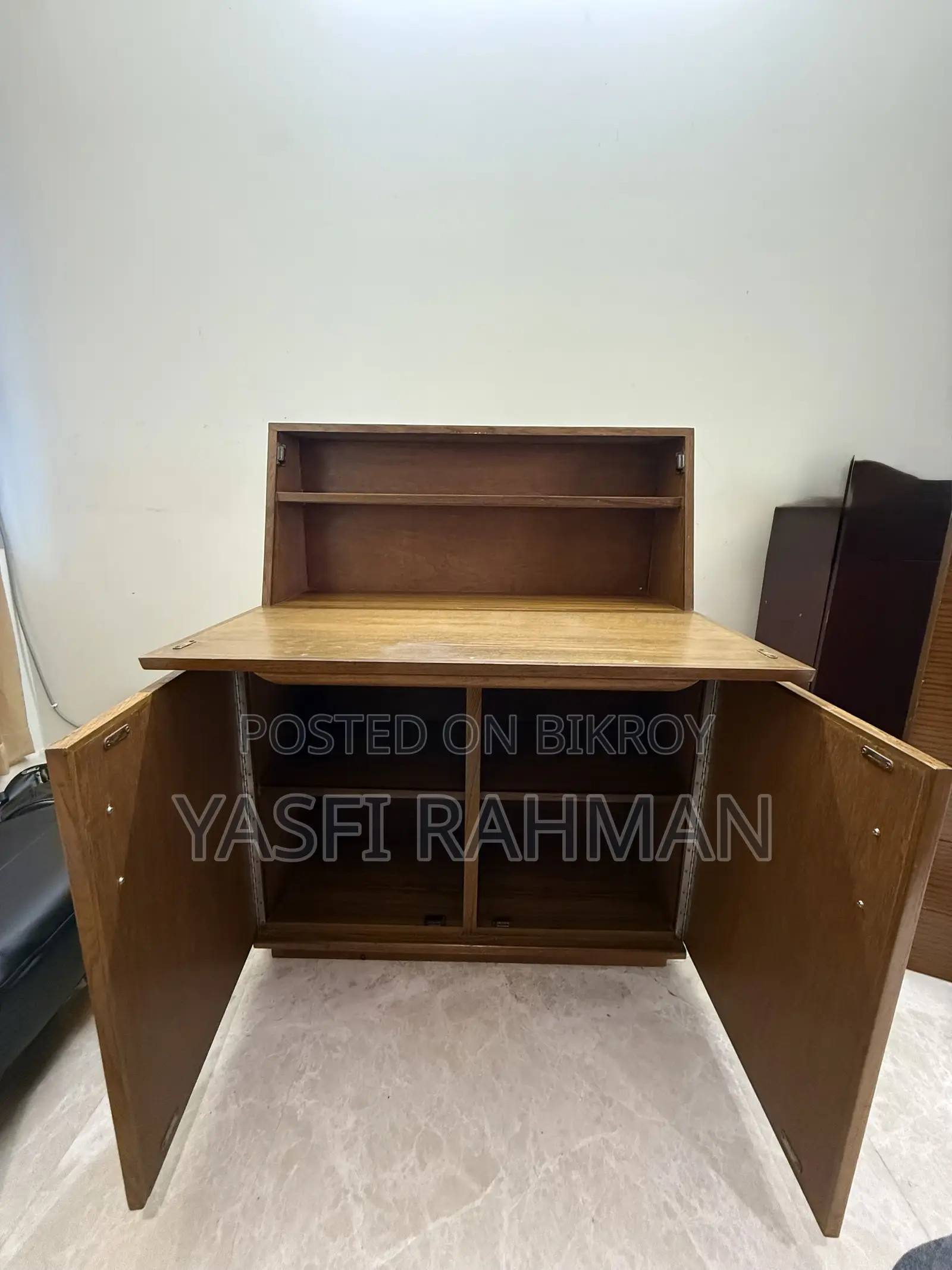 Table (Office/Study)